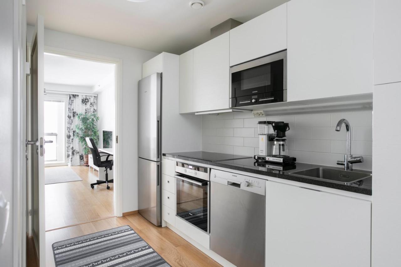 2Ndhomes Cozy 1Br Apartment With Balcony By The Central Station ヘルシンキ エクステリア 写真