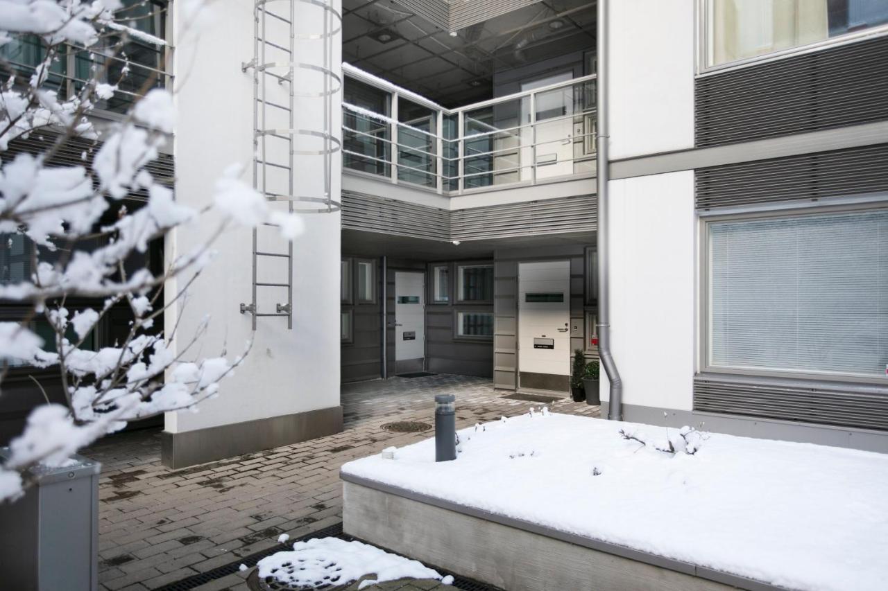 2Ndhomes Cozy 1Br Apartment With Balcony By The Central Station ヘルシンキ エクステリア 写真