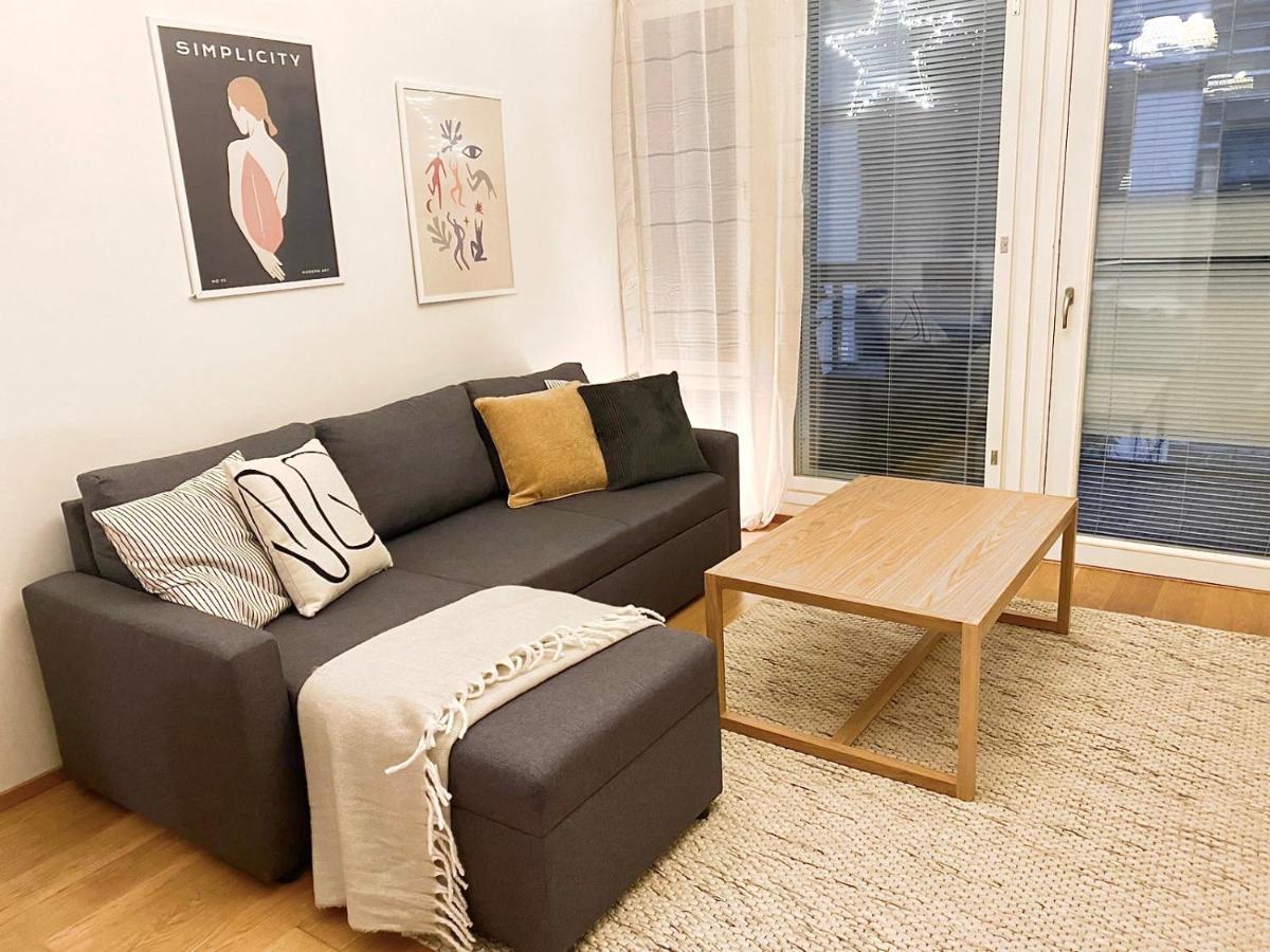 2Ndhomes Cozy 1Br Apartment With Balcony By The Central Station ヘルシンキ エクステリア 写真