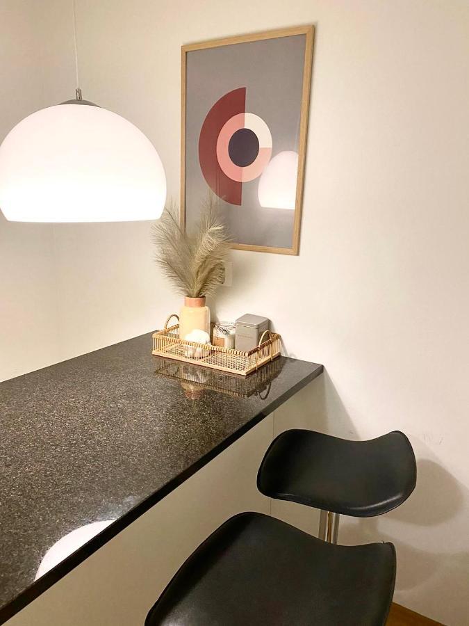 2Ndhomes Cozy 1Br Apartment With Balcony By The Central Station ヘルシンキ エクステリア 写真