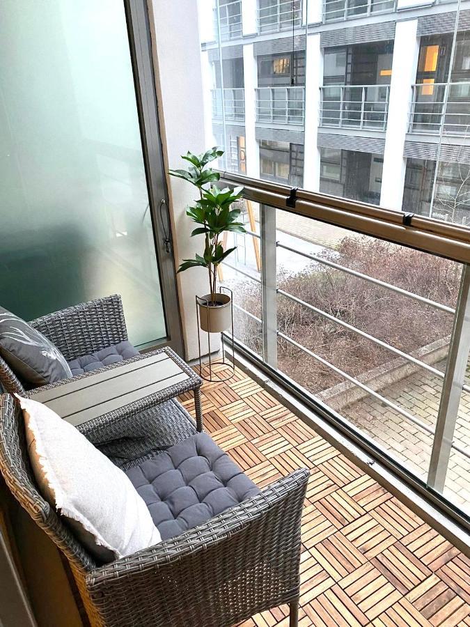 2Ndhomes Cozy 1Br Apartment With Balcony By The Central Station ヘルシンキ エクステリア 写真